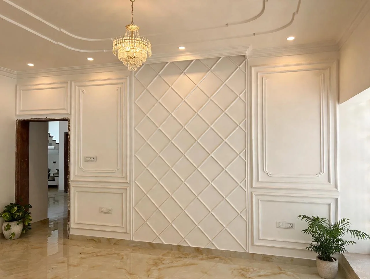 GRG decorative moulding with a diamond wall panel